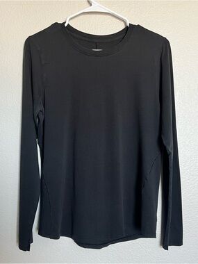 lululemon athletica Black Love Long Sleeve Crew Top | Size 4